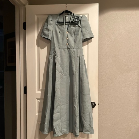 Sage dress, good quality - Picture 1 of 2